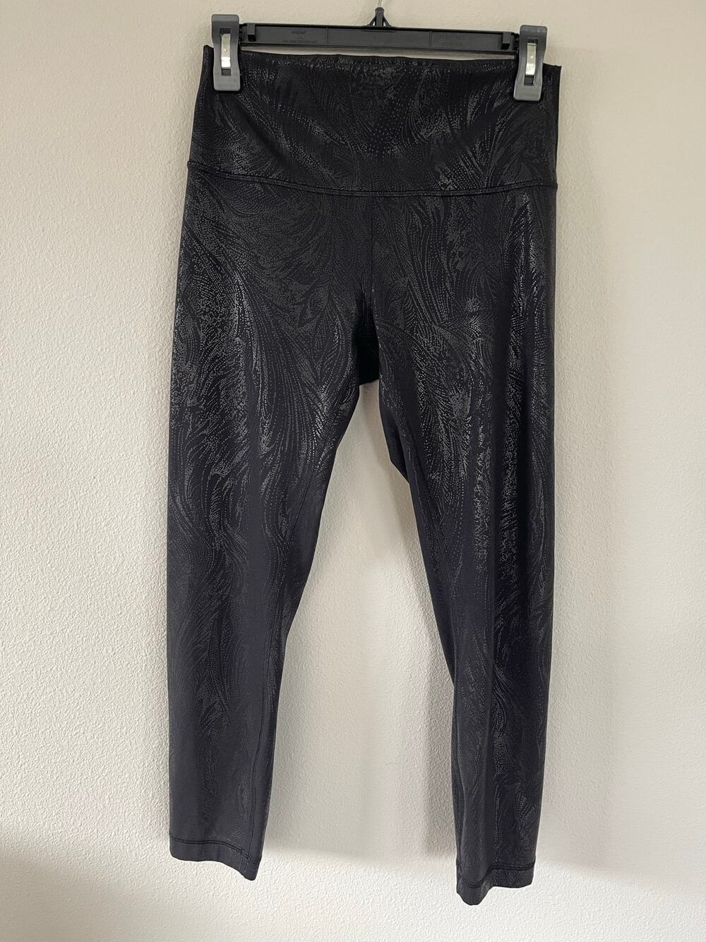 Lululemon Black Shine Wunder Under High Rise Leggings (Size 8)